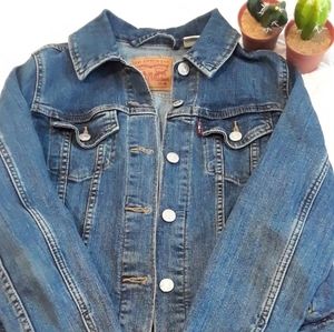 Levi's Jean Jacket| M